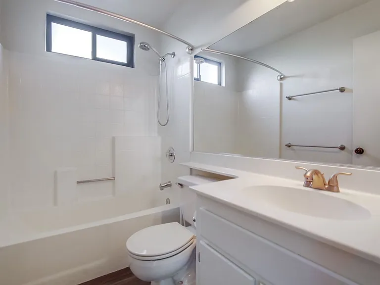 Beautifully Renovated Property perfectly situated between North Park and Normal Heights! — Photo 49