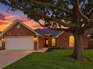332 College St, Keller, TX 76248