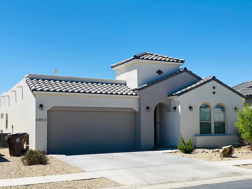 6853 Cassini Ave