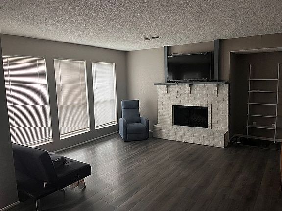 5th image of 1516 Bay Area Blvd APT A-8