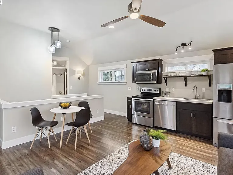 6239 N Curtis Ave — Photo 7