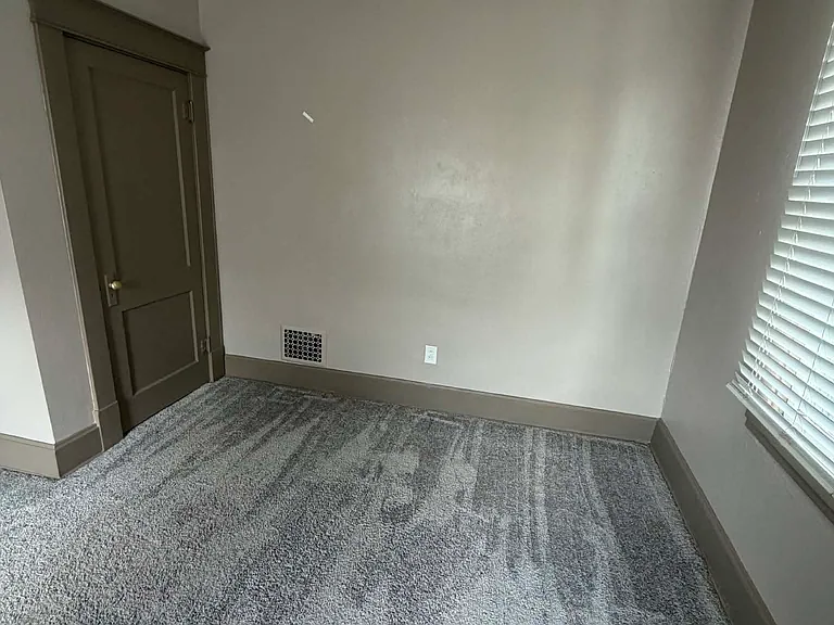 815-817 E Madison Ave #815 — Photo 16