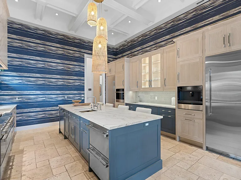 3240 N Flagler Dr — Photo 16