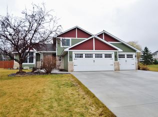 22537 Fawn Trl, Rogers, MN 55374