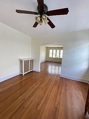2nd image of 164 Kingsley Ave Floor 2