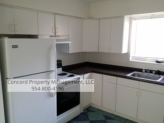 3rd image of 400 SW 8th Ave