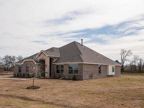 2nd image of 1141 Yukon Blvd