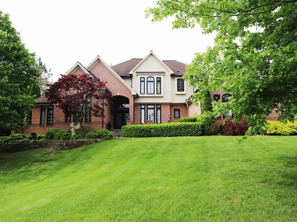 9881 King Rd, Davisburg, MI 48350