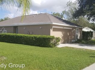 5929 Lake Front Dr, Wesley Chapel, FL 33545