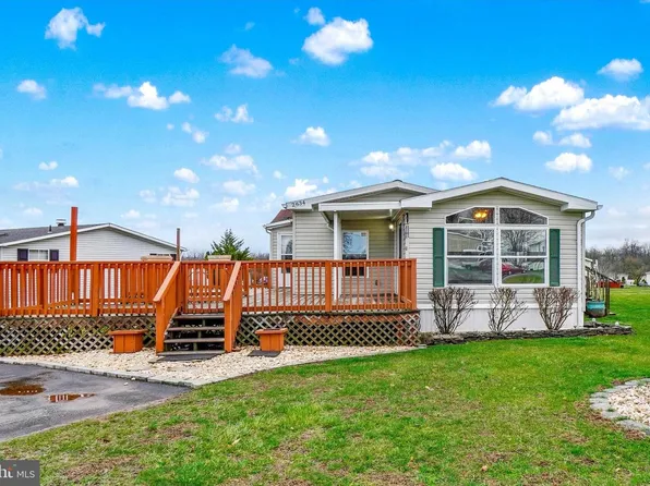 2634 Tamela Ave, Dover, PA 17315