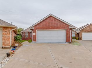 984 Pinebrooke Ct, Norman, OK 73072