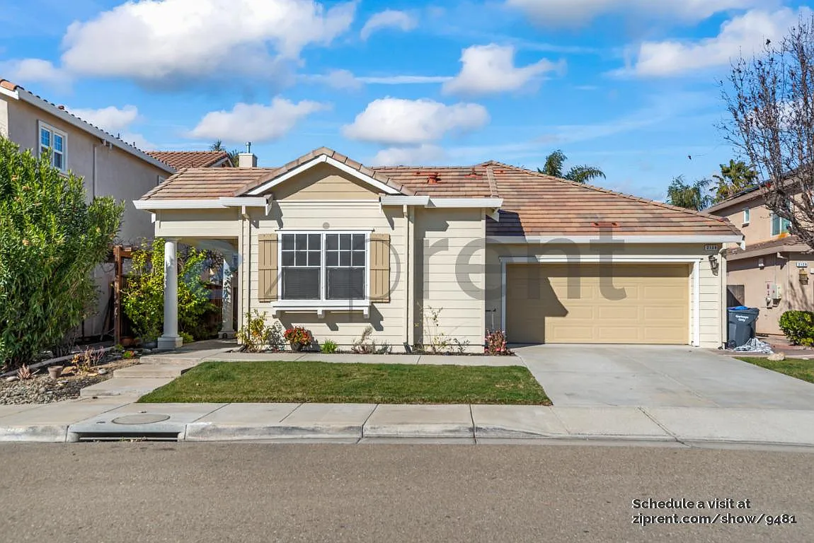 2139 Frank Blondin Ln photo 1