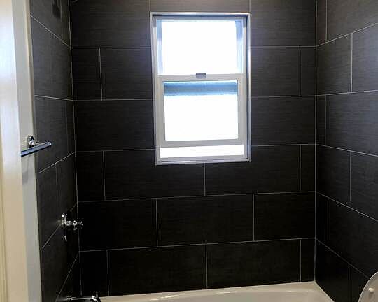 4th image of 137 S Crescent Dr #9