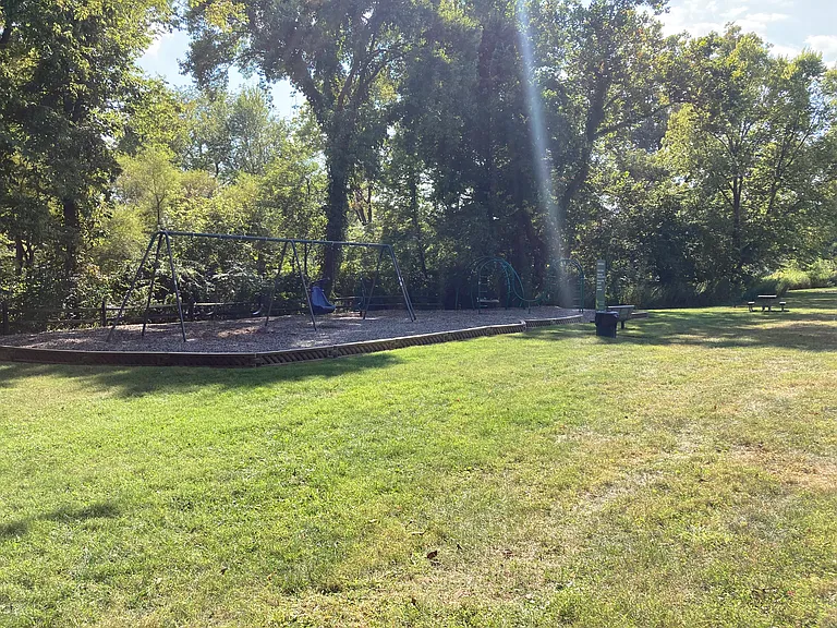 6044 Donnybrook Dr — Photo 16
