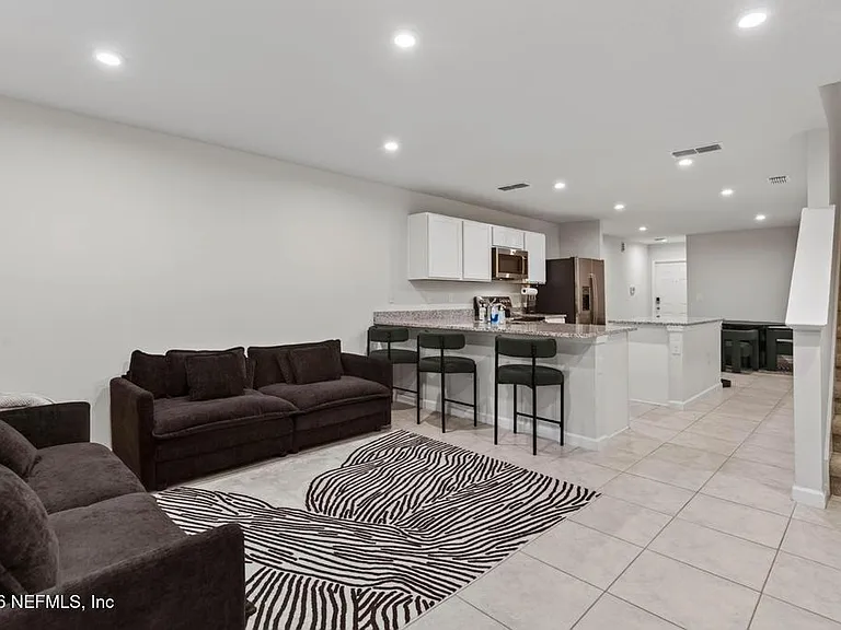 2528 Sadler Trace Way — Photo 9