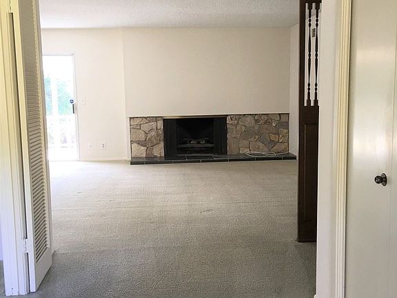 3rd image of 34 La Lita Ln