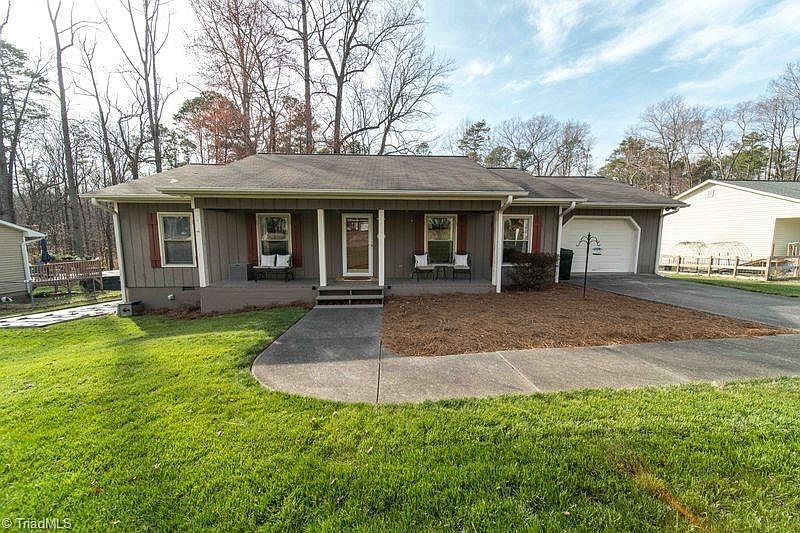 1st image of 6148 Brinkley Park Dr