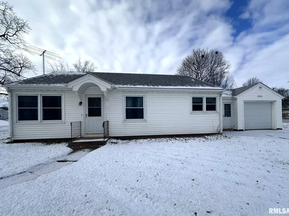 301 NE 3rd Ave, Aledo, IL 61231