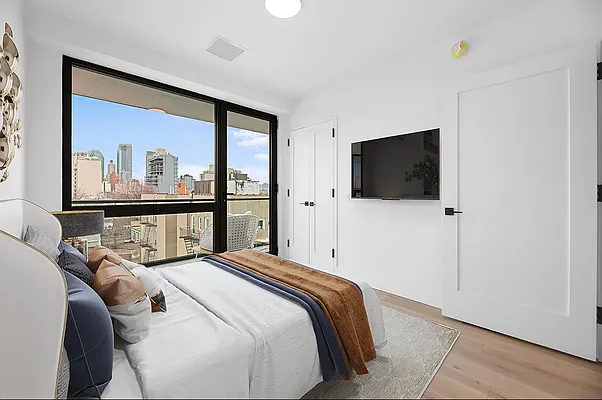 Rented by REAL New York | media 12