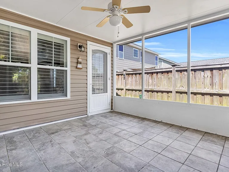 8530 Jadewood Dr — Photo 29