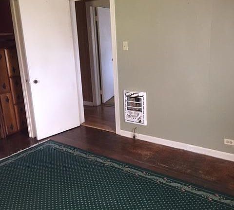 5th image of 405 Frederick St