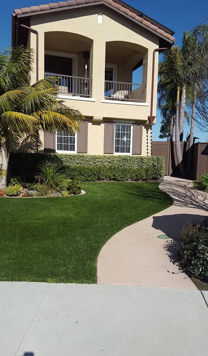 6890 Mimosa Dr — Photo 1