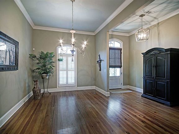 3rd image of 278 Hoy Farms Dr