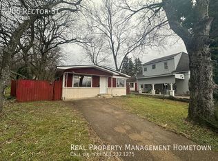 906 Rector St, Hot Springs, AR 71913