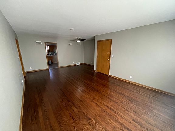 2nd image of 1325 N 49th Ave #6
