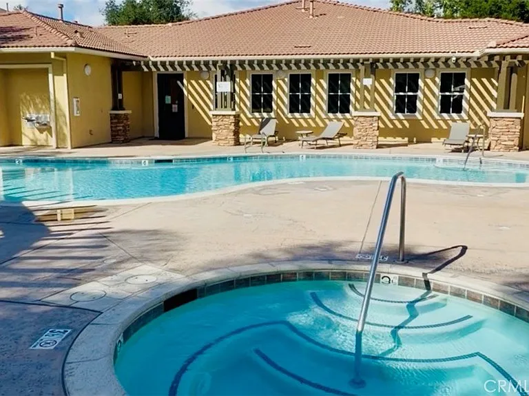 30505 Canyon Hills Dr — Photo 26