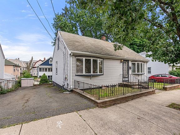 2nd image of 39 Elsie St