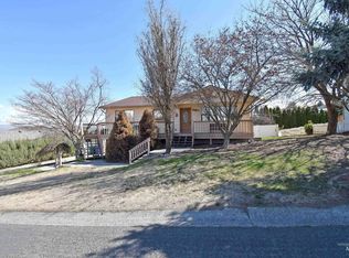 2887 Knollcrest Dr, Lewiston, ID 83501