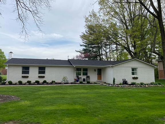 2nd image of 1025 W Poplar St