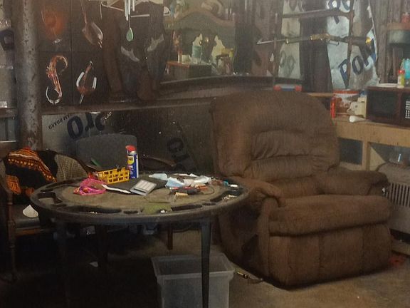 4th image of 403 Pharis St #B