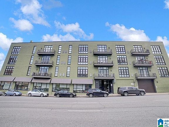 4th image of 2201 5th Ave S Unit 303