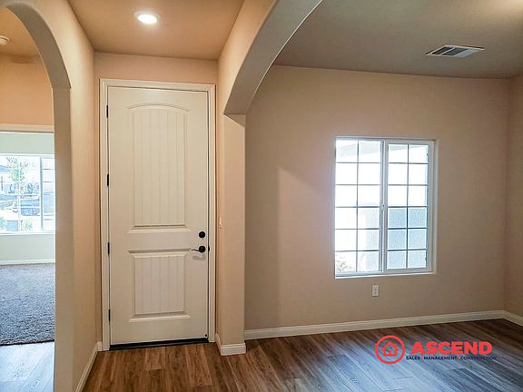 2nd image of 6614 Sunchase Dr