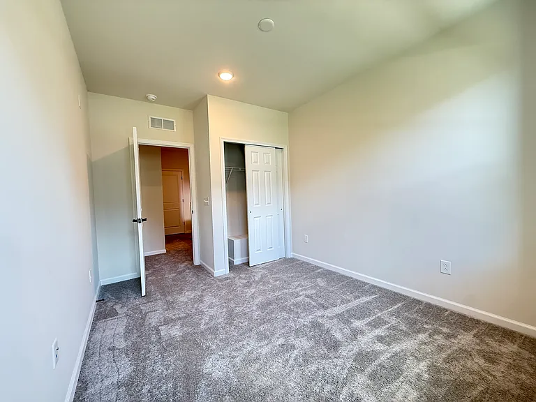 614 Sadie Cir — Photo 19