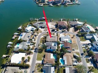 2015 Dolphin Blvd S, Saint Petersburg, FL 33707
