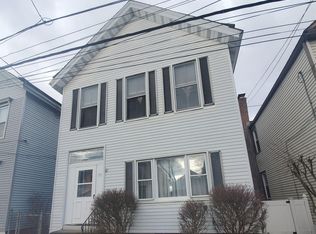 171 Paine St, Green Island, NY 12183