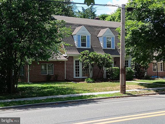 3rd image of 520 N State St