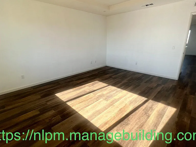 13328 Hyacinth Ct — Photo 14