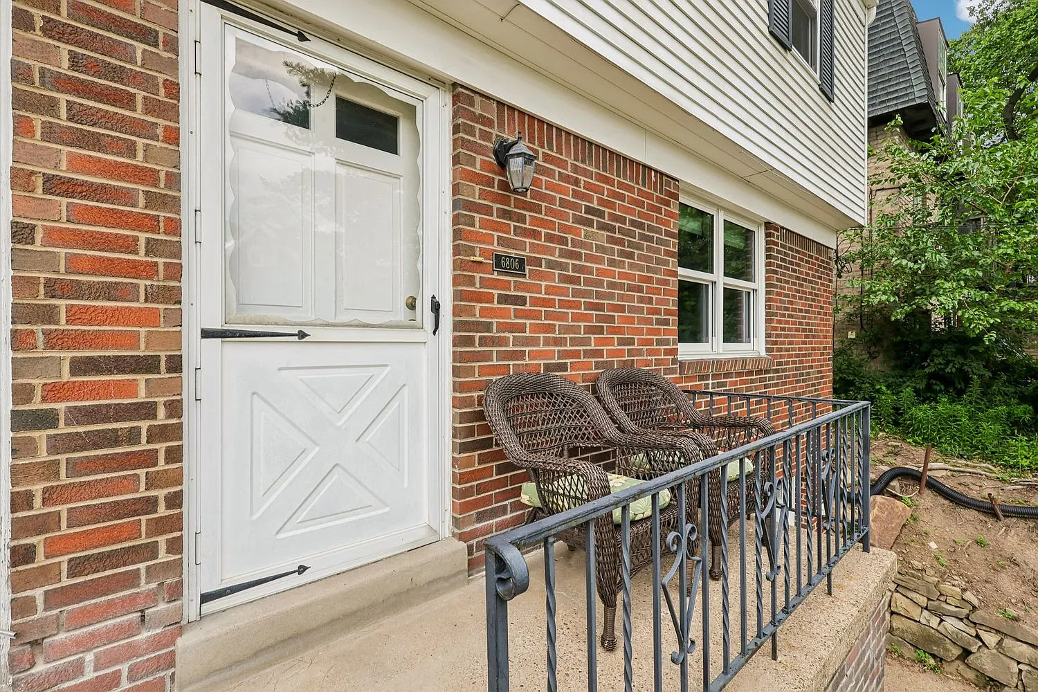 3 bed, 3310 sqft, $2,095 — Photo 3