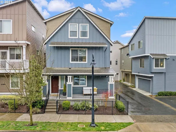 14090 SW Compass Dr, Beaverton, OR 97005