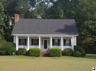 200 Fairway Dr, Cheraw, SC 29520