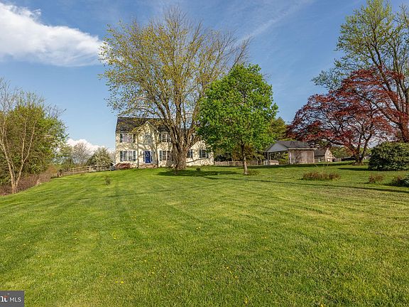 3rd image of 7441 Brangels Rd