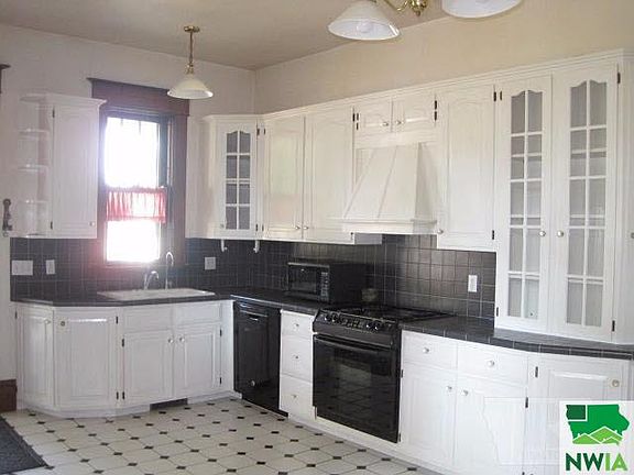 5th image of 501 N Roosevelt Ave