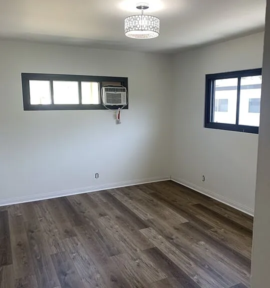 8630 Falmouth Ave #7 — Photo 15