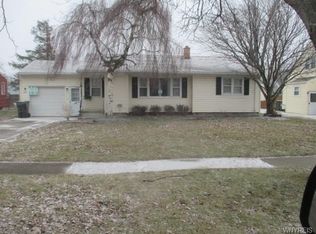 189 S Meadow Dr, North Tonawanda, NY 14120