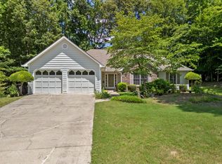 1097 Kearney Ln, Powder Springs, GA 30127