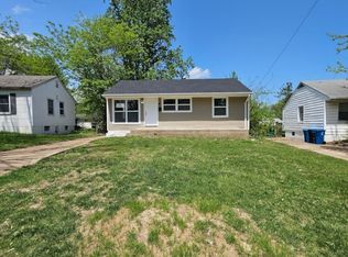 421 Lancashire Rd, Saint Louis, MO 63137